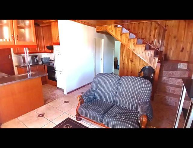 4 BEDROOM HOUSE FOR SALE IN HIGHBURY